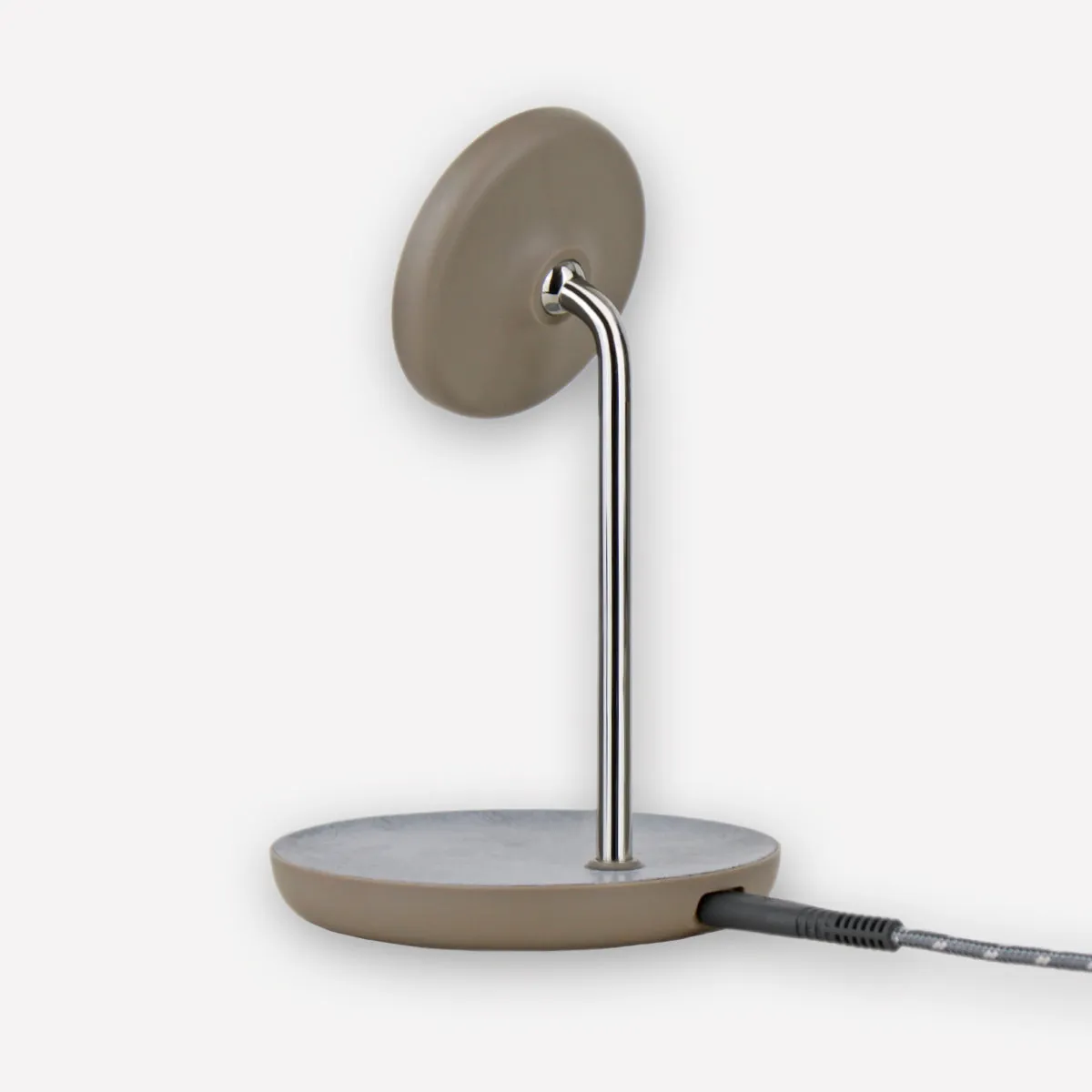 Monocozzi MOTIF| 2 in 1 Wireless Charging Stand charges your iPhone up to 15W wirelessly as well your AirPods